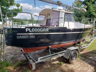 Zlecę transport jachtu na przyczepie portowej