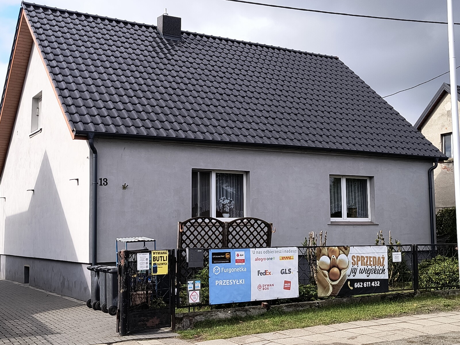 Zdjęcie przedstawiające Furgonetka Punkt Krotoszyn Wiśniowa 13