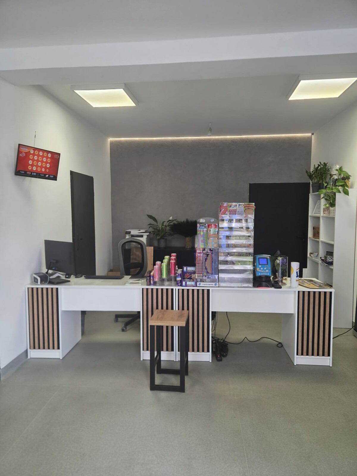 Punkt kurierski Kępno Kościelna 3 Furgonetka Punkt