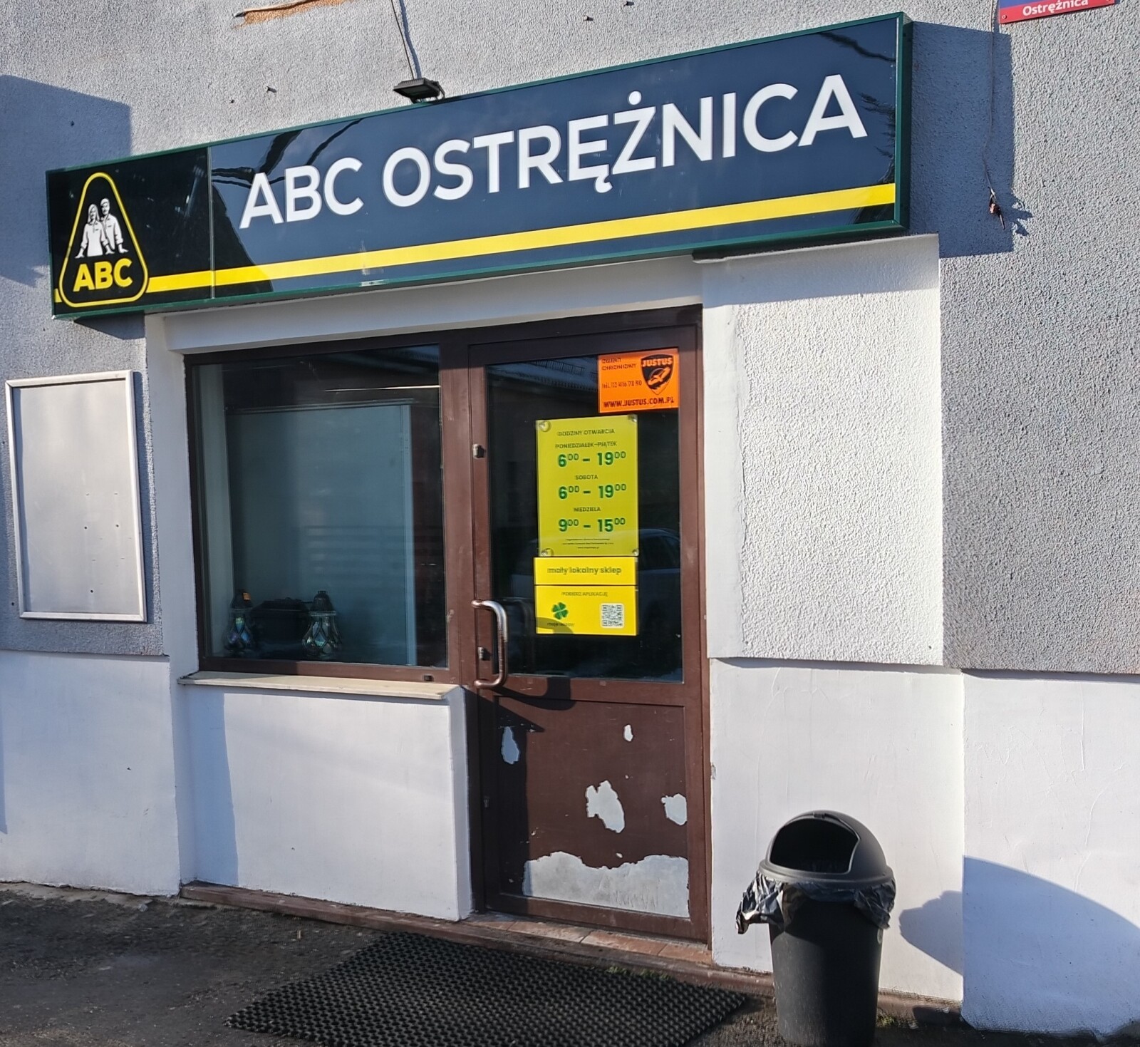 Zdjęcie przedstawiające Furgonetka Punkt Ostrężnica Jana Łachuta 35