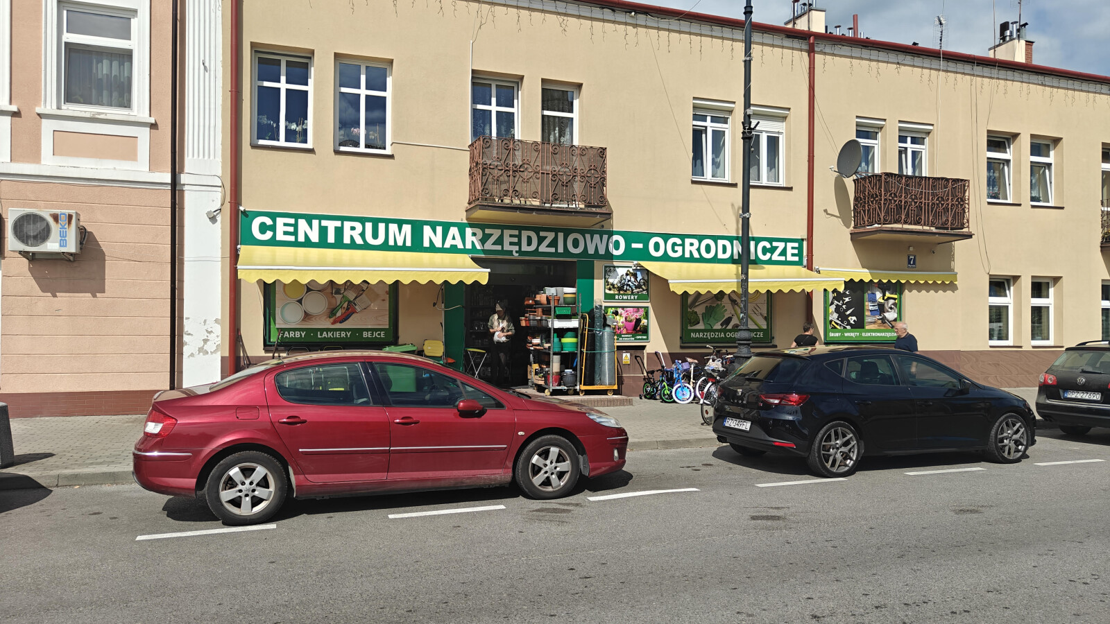 Zdjęcie przedstawiające Furgonetka Punkt Sieniawa Rynek 7