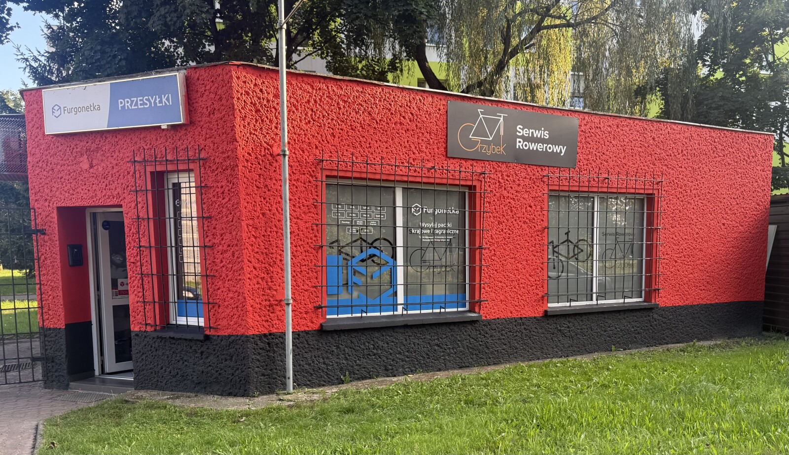 Punkt kurierski Chojnów Chrobrego 3 Furgonetka Punkt