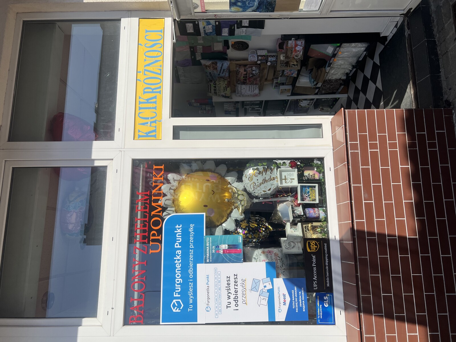 Zdjęcie przedstawiające Furgonetka Punkt Poznań Os.Jagiellońskie 121 B