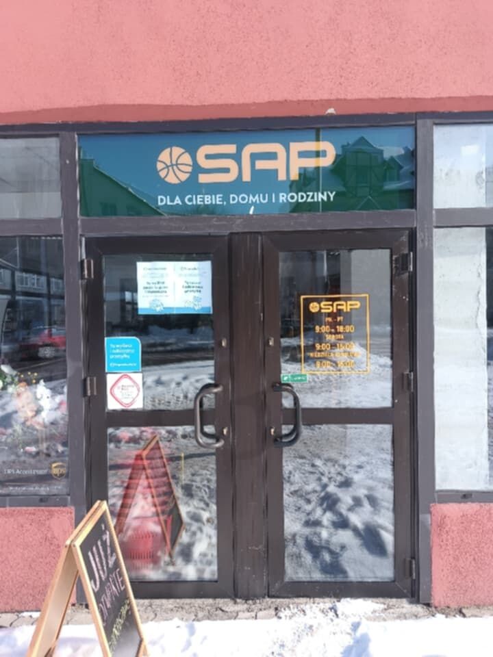 Zdjęcie przedstawiające Furgonetka Punkt Ełk Adama Mickiewicza 2 /U-1