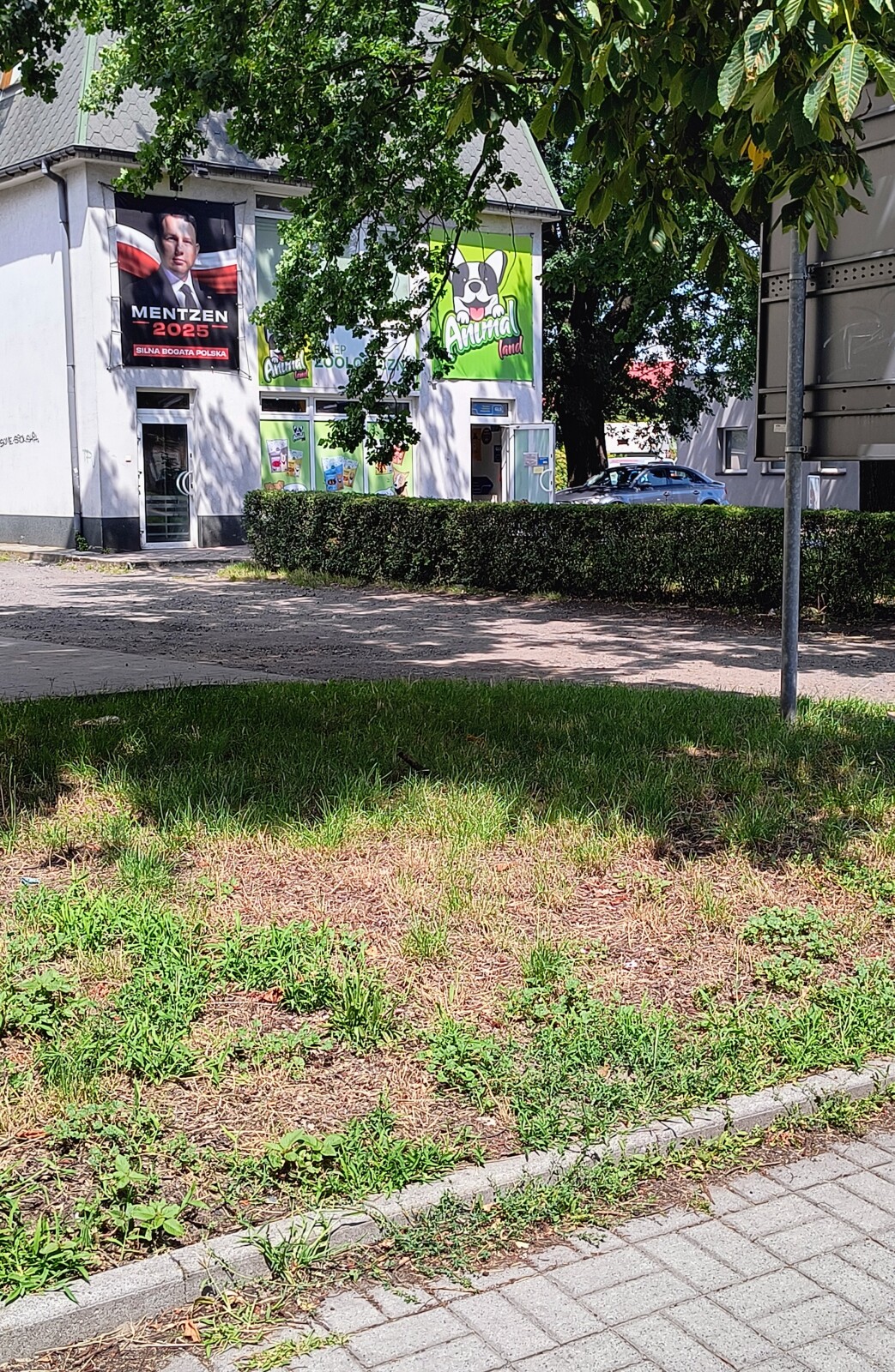 Zdjęcie przedstawiające Furgonetka Punkt Oława Żeromskiego 1