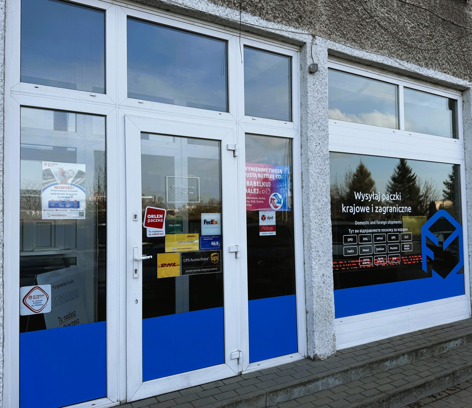 Zdjęcie przedstawiające Furgonetka Punkt Słupsk Ignacego Paderewskiego 9