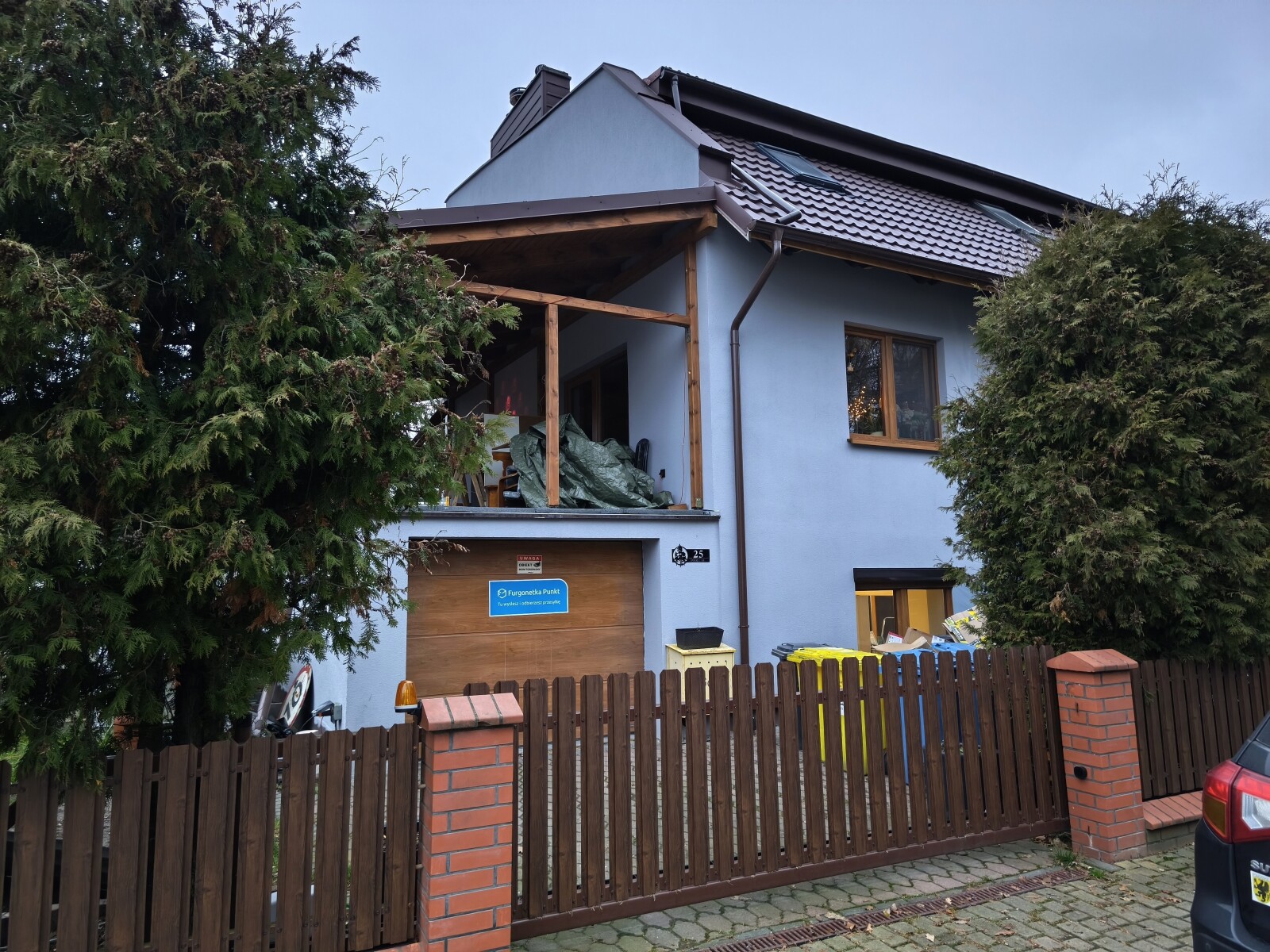 Punkt kurierski Chojnice Ul. Podlesie 25 Furgonetka Punkt