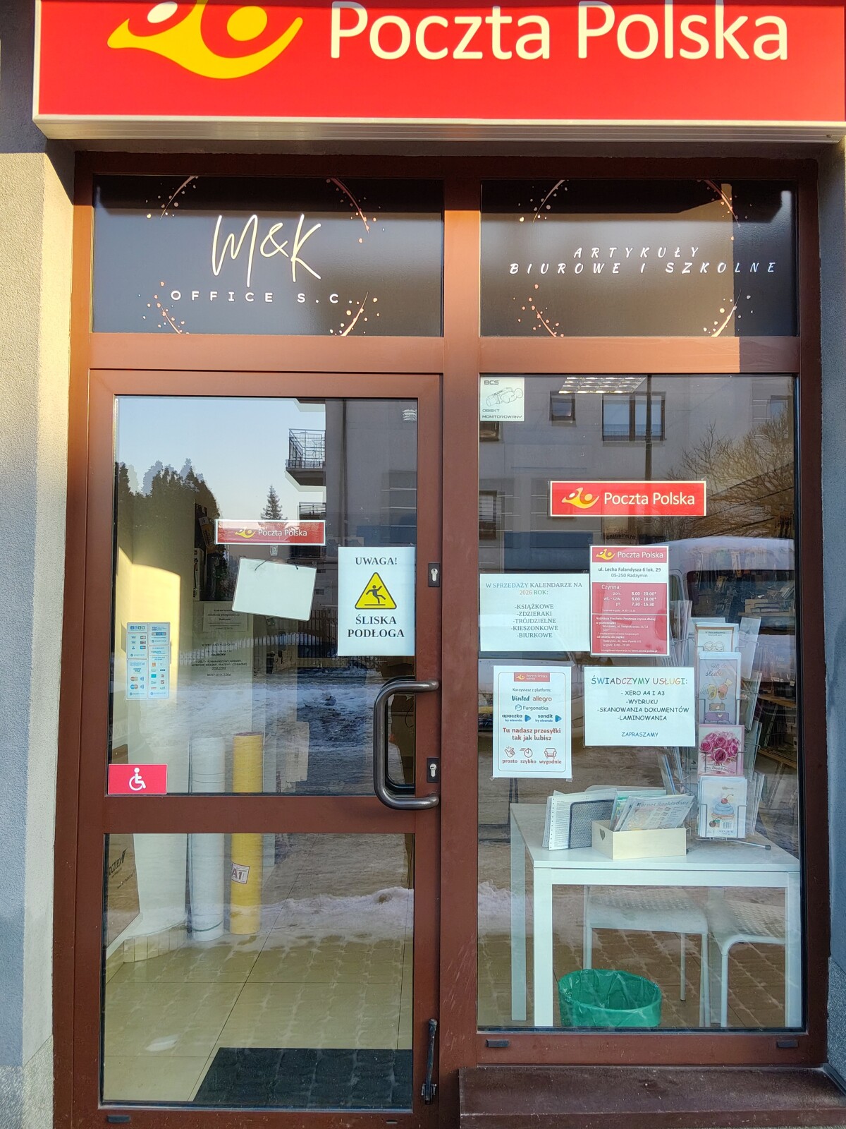 Zdjęcie przedstawiające Furgonetka Punkt Radzymin Lecha Falandysza 6 Lok. 29