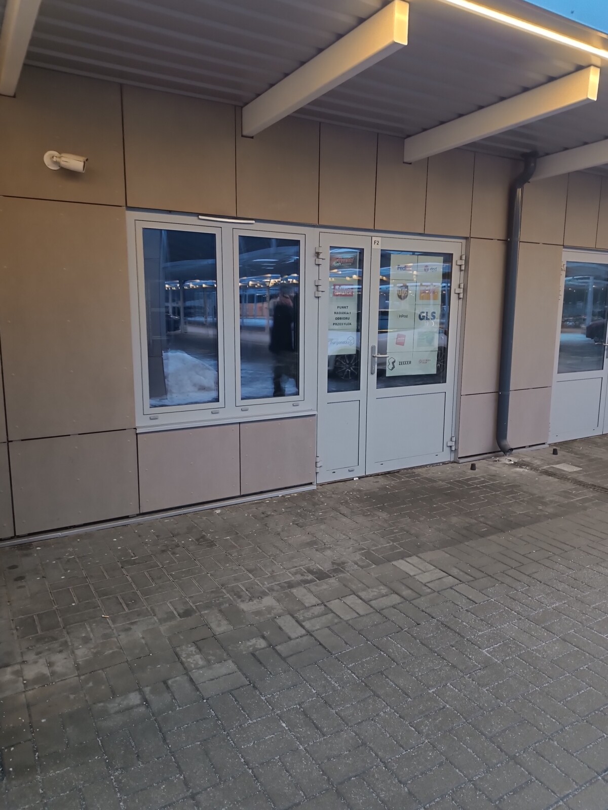 Zdjęcie przedstawiające Furgonetka Punkt Warszawa Trocinowa 1/ lok. F2