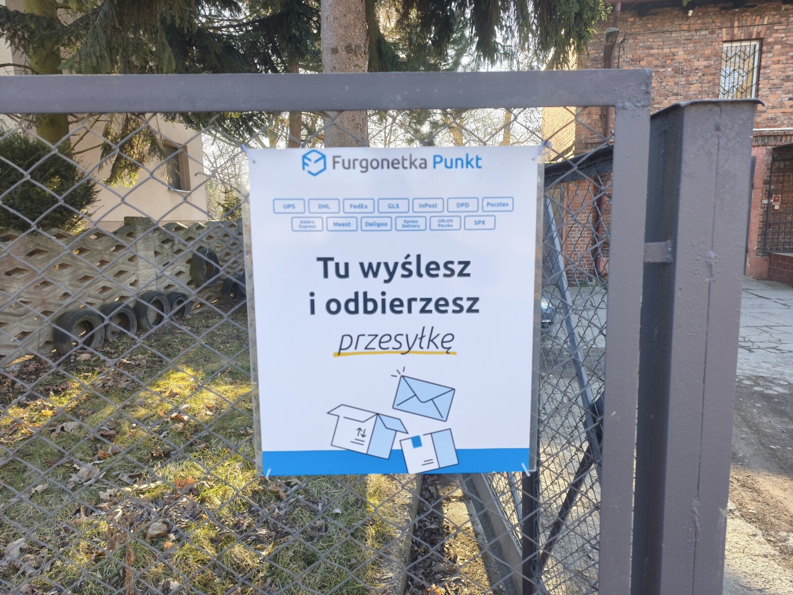 Punkt kurierski Nysa Ul. Wyspiańskiego 27 Furgonetka Punkt