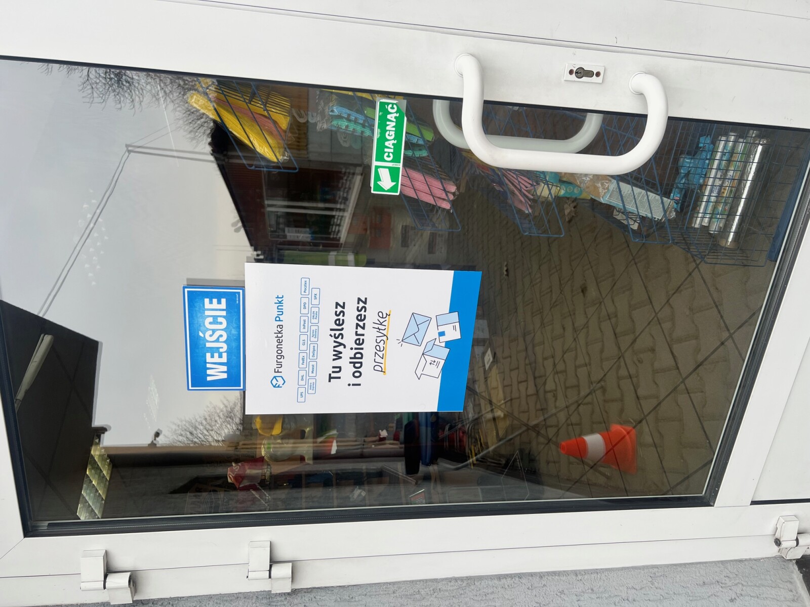 Punkt kurierski Ostrów Wielkopolski Batorego 20 Furgonetka Punkt