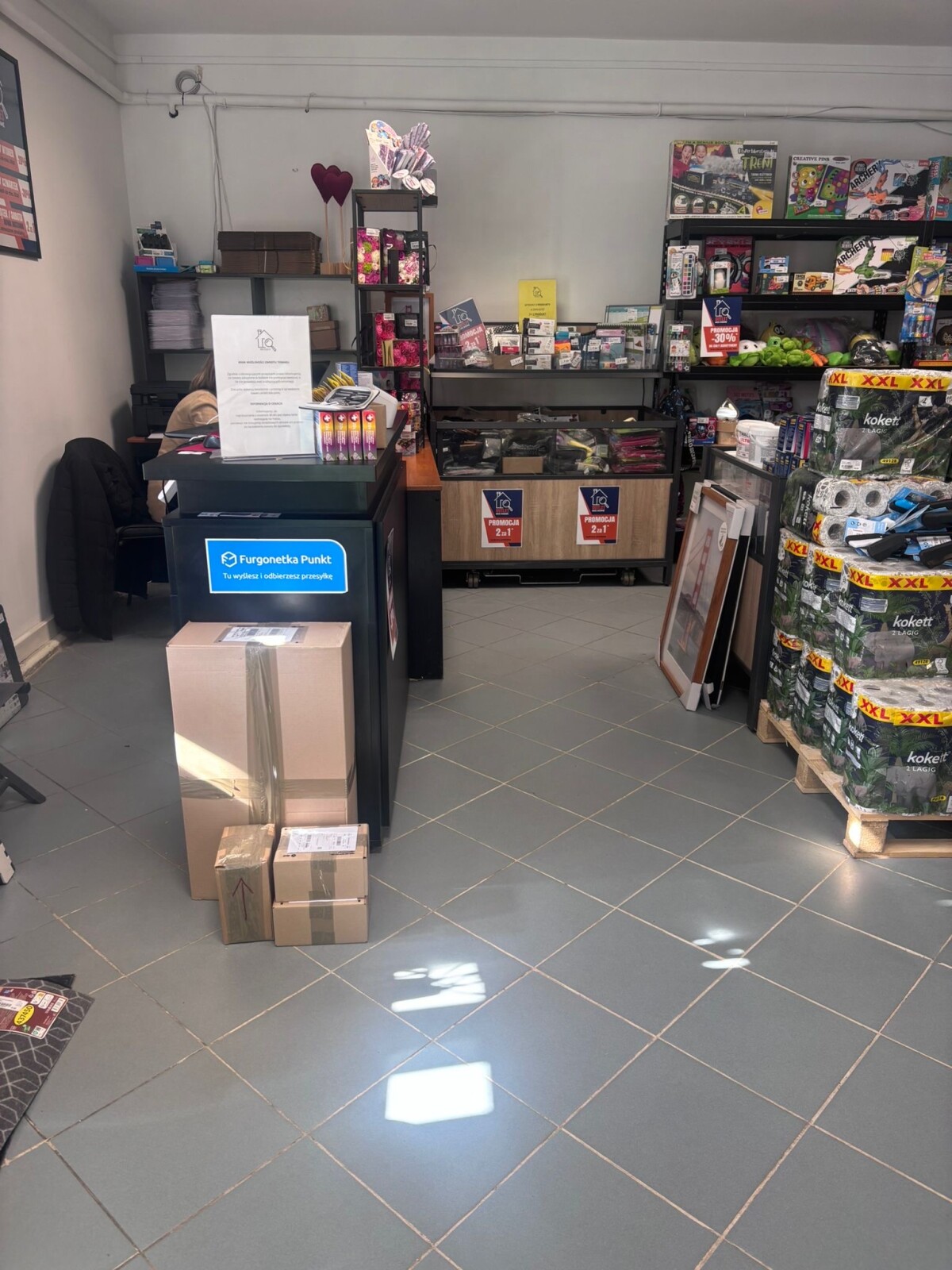 Punkt kurierski Bełchatów Oś. Dolnośląskie 148 C Furgonetka Punkt