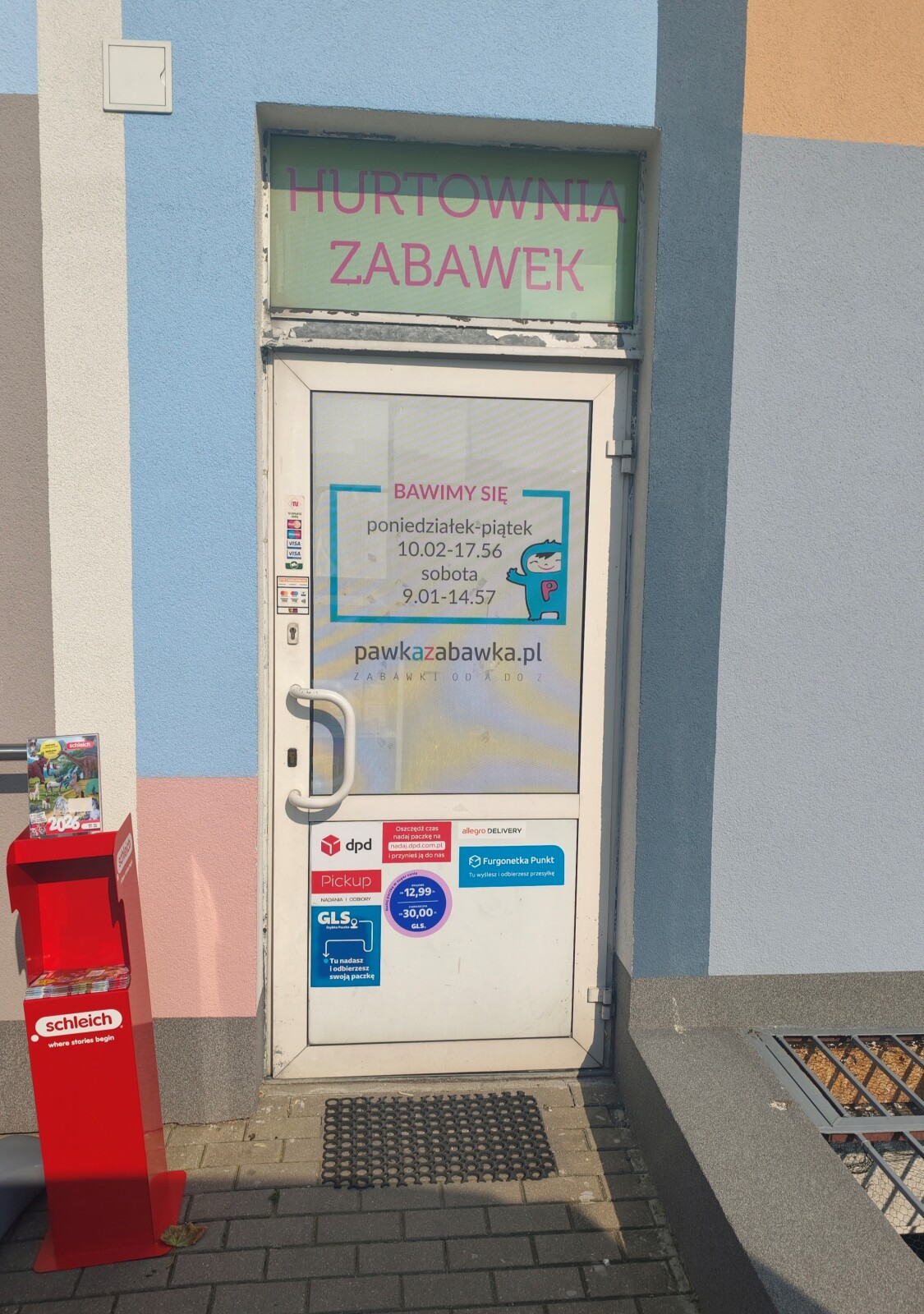 Zdjęcie przedstawiające Furgonetka Punkt SKIERNIEWICE KOPERNIKA 5