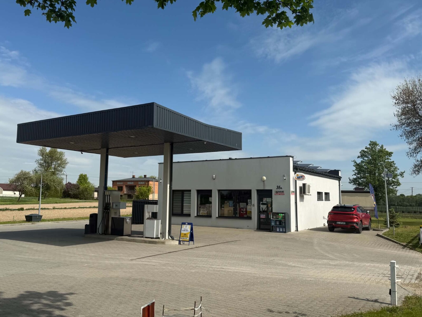 Zdjęcie przedstawiające Furgonetka Punkt Czarnocin Kalska Wola 35a