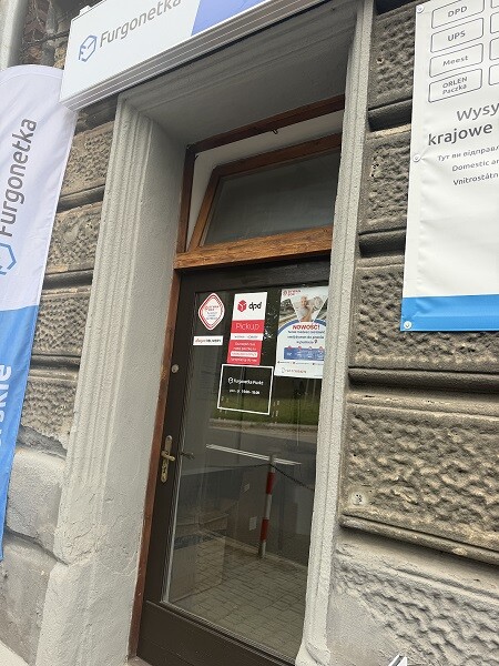 Punkt kurierski Cieszyn Bobrecka 17 Furgonetka Punkt