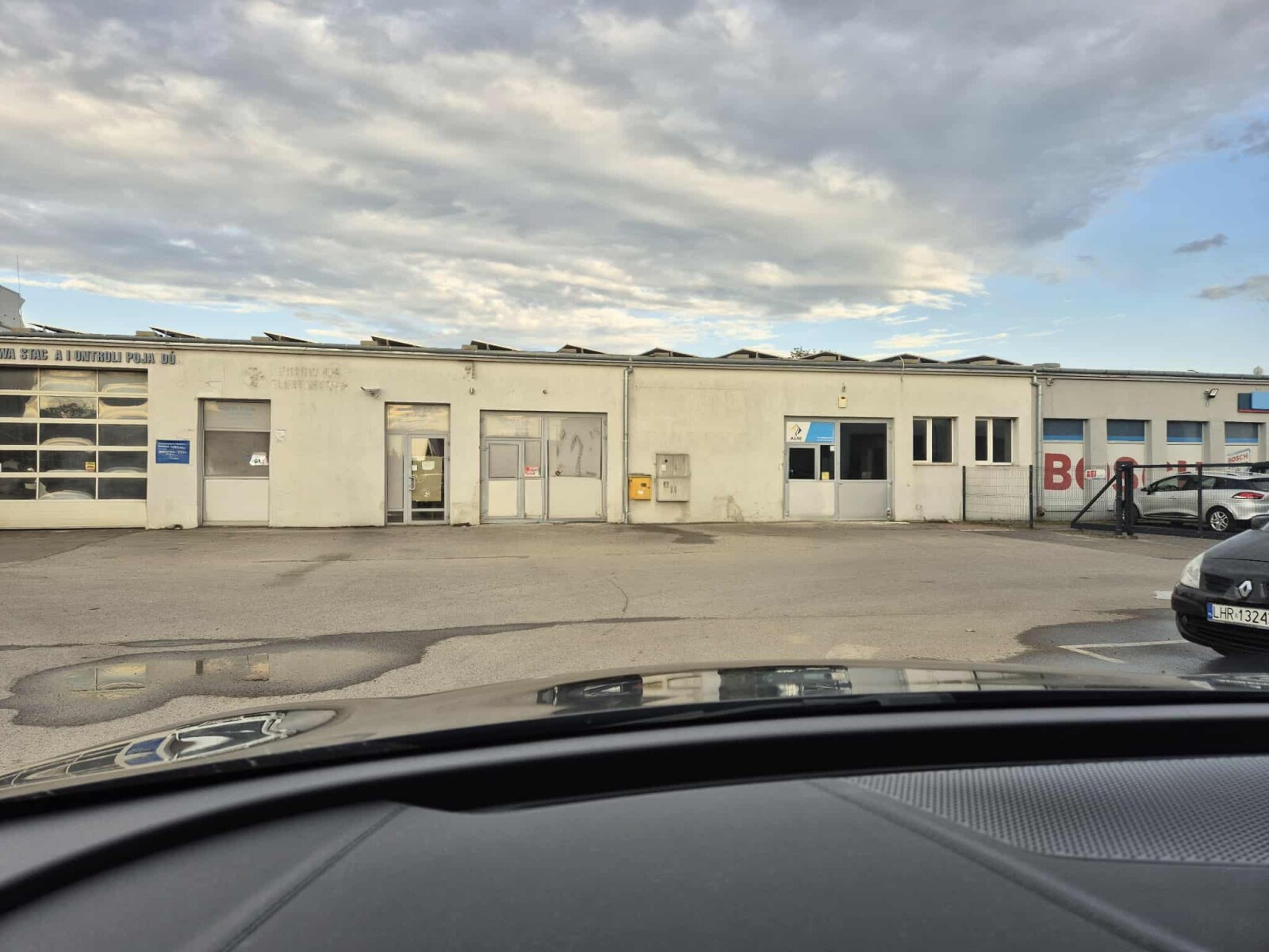 Zdjęcie przedstawiające Furgonetka Punkt Hrubieszów Kolejowa 12F