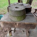 Zlecę transport dwóch żarn ze stołkami